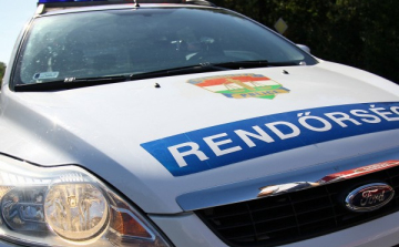 Betörte egy dombóvári presszó üvegét