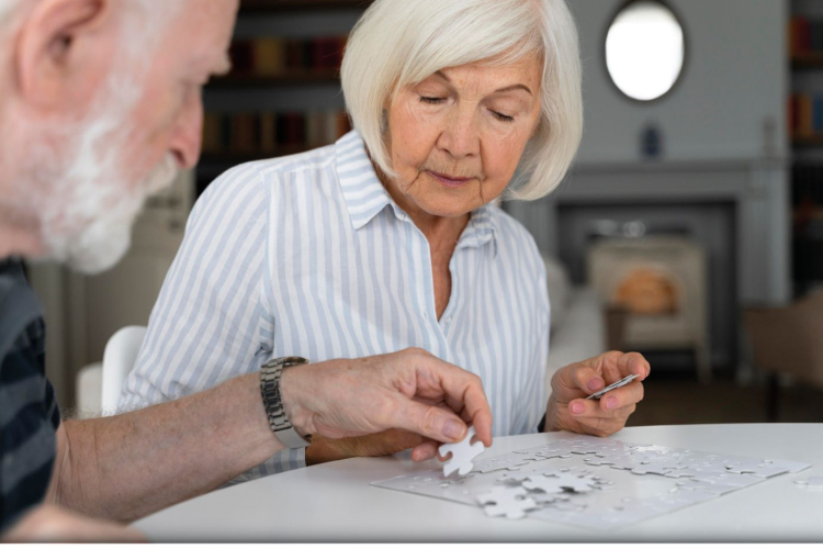 Az Őszikék Idősek Klubja szeretettel várja a dombóvári időseket