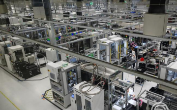 KSH: januárban a bruttó átlagkereset 840 600 forint volt