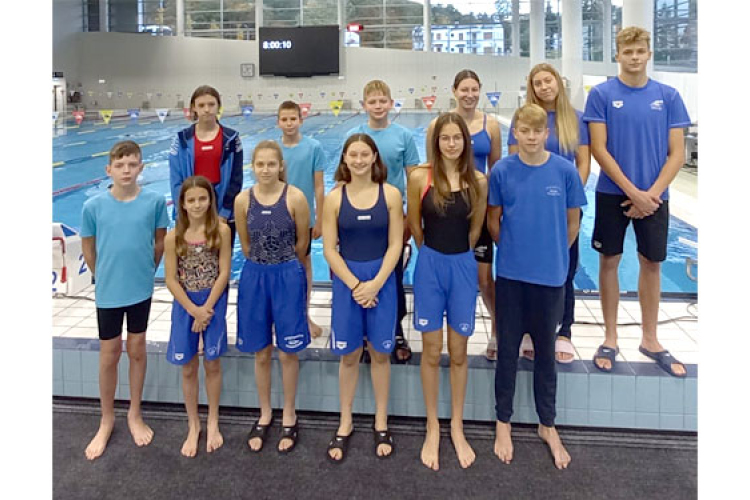 30 érmet szereztek a dombóvári úszók Sopronban