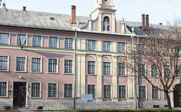 Informatikai előadássorozatot szervez az Apáczai Csere János Szakgimnázium