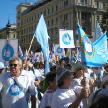 Tüntetés a Parlament előtt 2011.10.01.