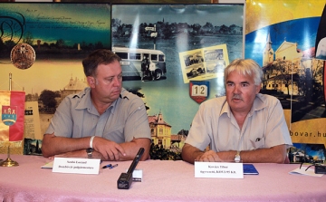 A KOVI-95 Kft. végzi Dombóváron az útjavítási munkákat