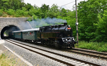 A legnagyobb hazai vasútrajongót keresi a Dunakeszi Járműjavító