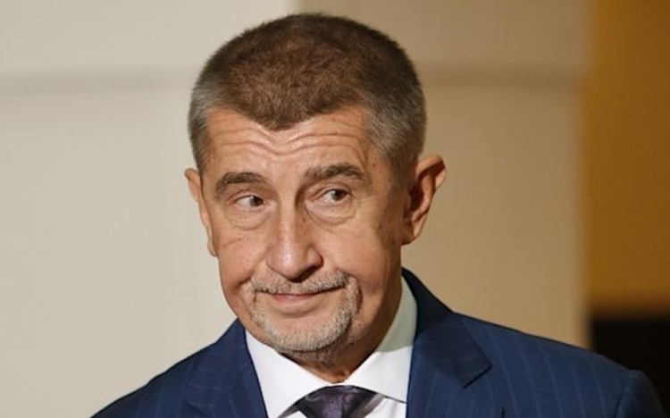 Andrej Babis: az ANO kormánya a jövőben állami pénzből nem szállít fegyvereket Ukrajnának