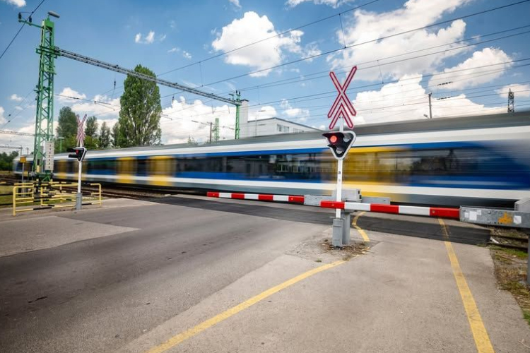 MÁV-vezérigazgató: a Siemens által szállított valamennyi sorompó teljes körű átvizsgálása indult
