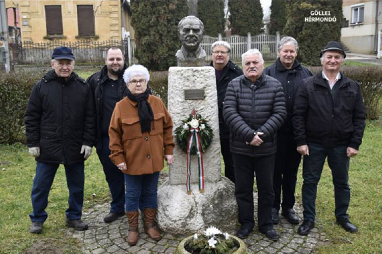 Göllei szülőháza előtt emlékeztek Fekete István születésének 123. évfordulójára