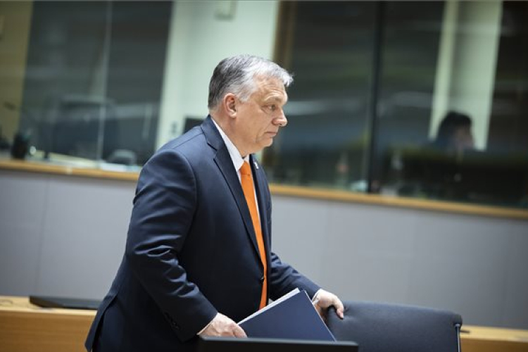 Orbán Viktor elutasította az ukrán elnök követeléseit fegyverek küldéséről és az orosz energiahordozók betiltásáról