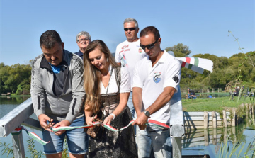 Új hidat avattak a Tüskei Horgásztónál