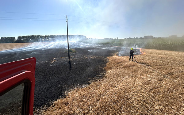  Szerdán is szabadtéri tüzekhez vonultak a tűzoltók